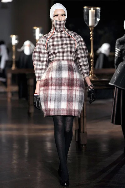 Look 19